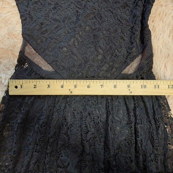 Abercrombie & Fitch Black Lace Mini Dress - Size XS - Picture 9 of 11